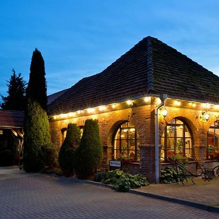 Landhotel Zur Schmiede Гёрен-Леббин Экстерьер фото